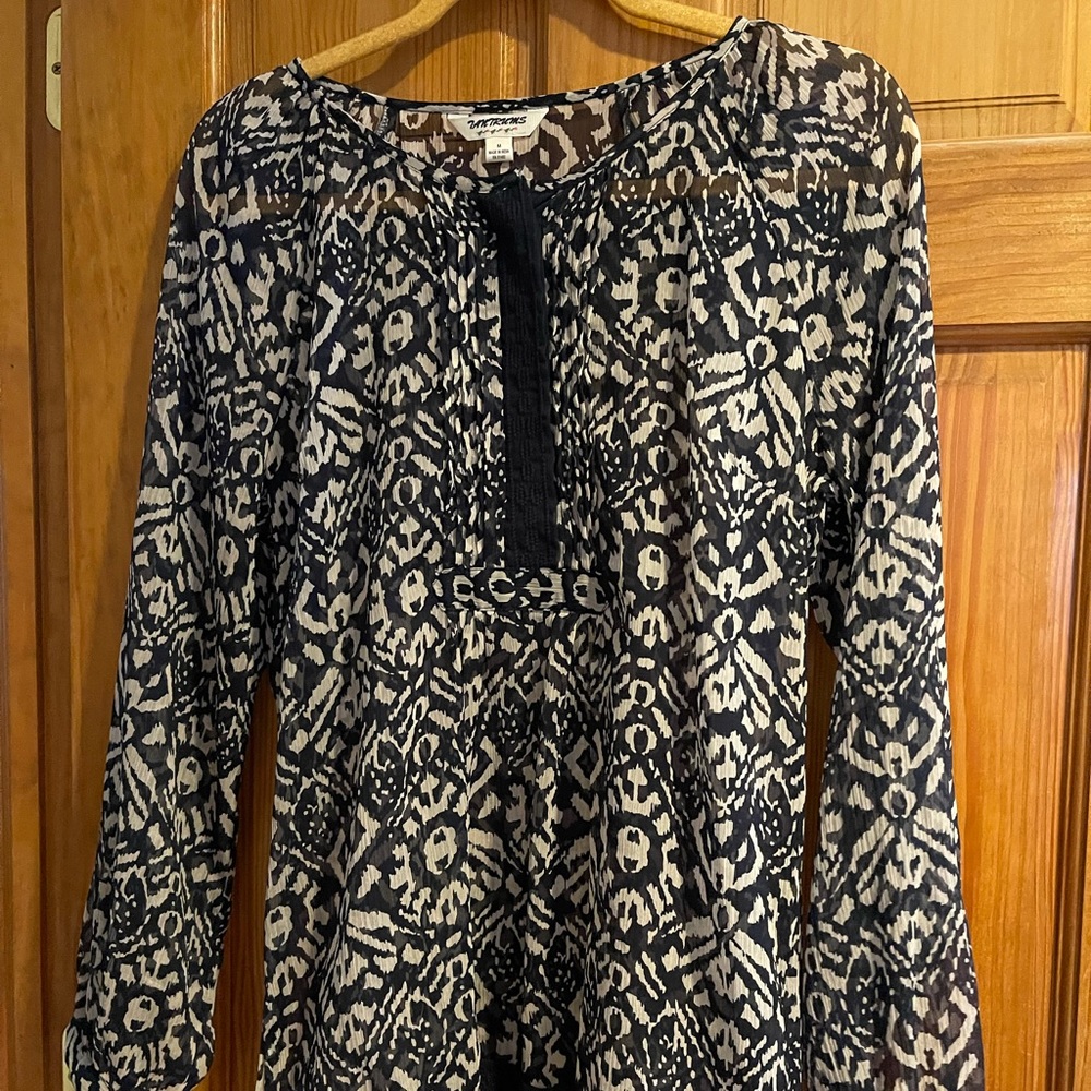 Sheer Ikat type print FlowyTunic top